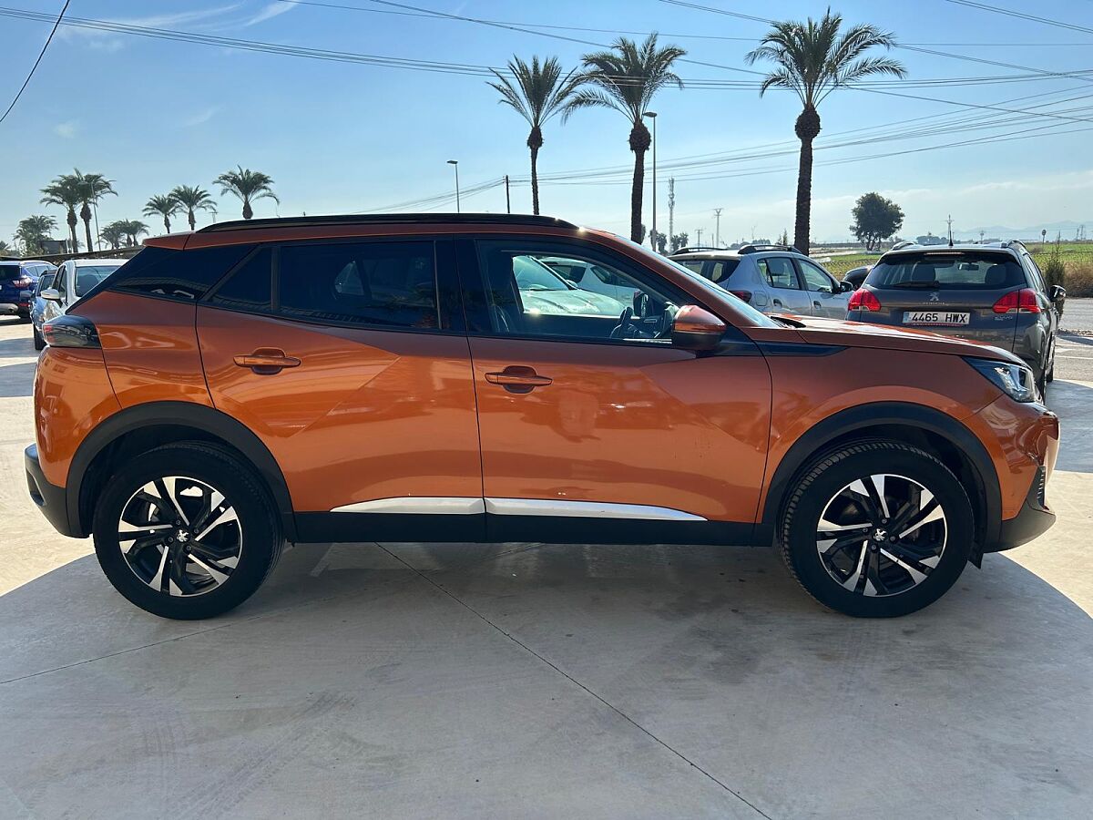 PEUGEOT 2008 ALLURE 1.2 E-THP AUTO SPANISH LHD IN SPAIN 49000 MILES SUPERB 2021